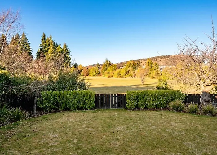Luxury Home, Hot Tub, Garden Villa